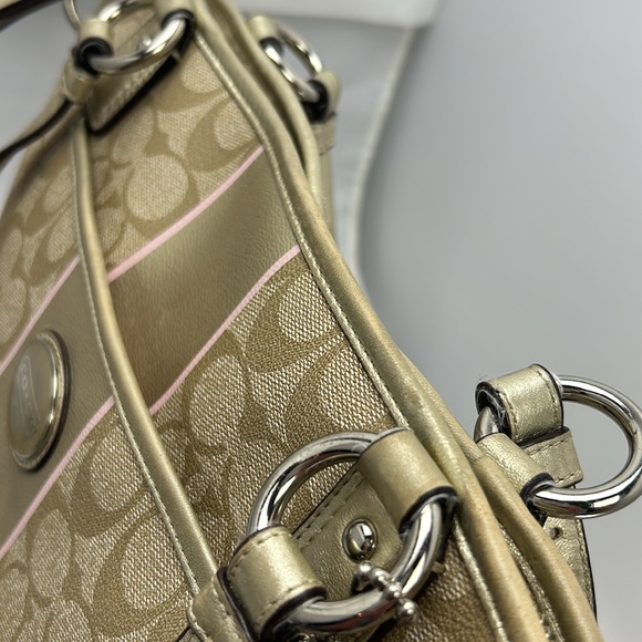 COACH Luxury Signature F19815 2WAY Bag and pouch.set of two - Picture 10 of 17